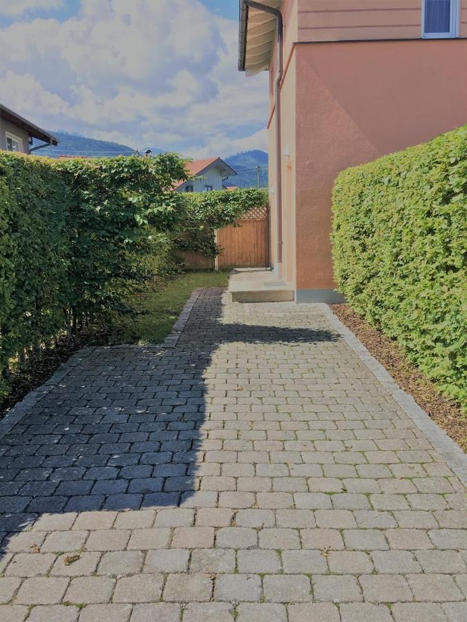 Appartement Joli Бернау ам Кимзе Екстериор снимка